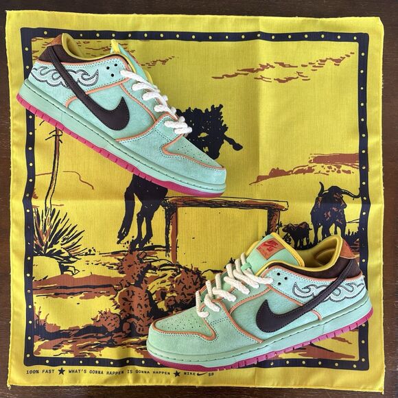 Nike SB Dunk Low Pro QS \